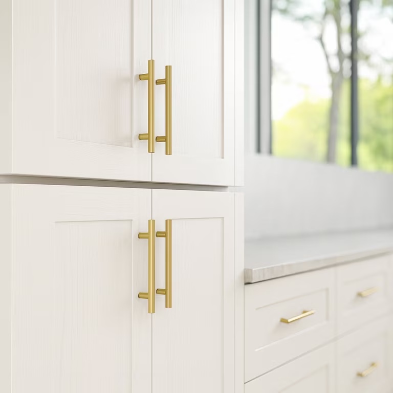 Handles and Knobs upgrade by Soft Close Kitchen